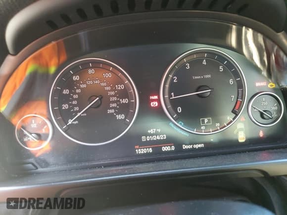 ✅ 2015 BMW 5 Series 528i xDrive • VIN: WBA5A7C54FD628662 • Lot: 85680955. Listed on Copart with 152,016 mi. Free auction sales archive from the USA and detailed vehicle history report at DreamBid. Image 9.