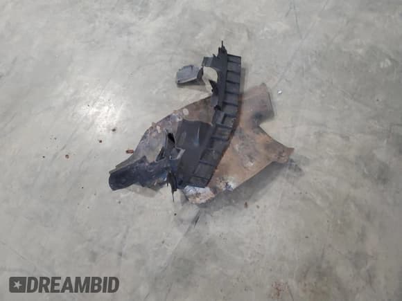 ✅ 2020 Dodge Challenger R/T • VIN: 2C3CDZBT4LH139047 • Lot: 48290593. Wystawiony na Copart z przebiegiem 34 788 mil. Bezpłatny archiwum sprzedaży aukcyjnych z USA i szczegółowy raport historii pojazdu na DreamBid. Zdjęcie 14.