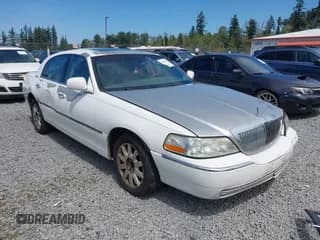 ✅ 2007 Lincoln Town Car Signature Limited • VIN: 1LNHM82WX7Y625939 • Лот: 42843649. Опубликован ранее на IAAI с пробегом Не указан. Бесплатный доступ к архиву аукционных продаж из США и подробный отчёт об истории автомобиля на DreamBid. Изображение 1.