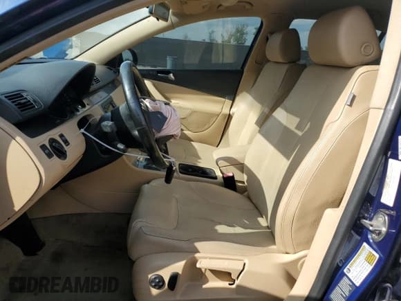 ✅ 2006 Volkswagen Passat 2.0T • VIN: WVWEK73C36P121216 • Lot: 51438835. Listed on Copart with 134,614 mi. Free auction sales archive from the USA and detailed vehicle history report at DreamBid. Image 7.