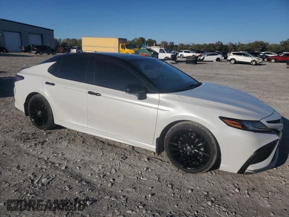 ✅ 2022 Toyota Camry XSE • VIN: 4T1K61BK6NU052742 • Лот: 82634095. Опубликован ранее на Copart с пробегом 67 320 миль. Бесплатный доступ к архиву аукционных продаж из США и подробный отчёт об истории автомобиля на DreamBid. Изображение 4.