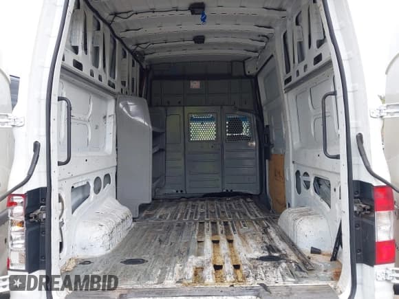 ✅ 2021 Nissan NV Cargo S • VIN: 1N6BF0LYXMN800271 • Лот: 41847197. Опубликован ранее на IAAI с пробегом 180 913 миль. Бесплатный доступ к архиву аукционных продаж из США и подробный отчёт об истории автомобиля на DreamBid. Изображение 8.