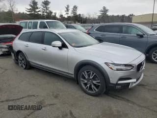 ✅ 2018 Volvo V90 • VIN: YV4102NKXJ1015897 • Лот: 45741573. Опубликован ранее на Copart с пробегом 53 069 миль. Бесплатный доступ к архиву аукционных продаж из США и подробный отчёт об истории автомобиля на DreamBid. Изображение 4.