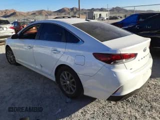 ✅ 2018 Hyundai Sonata SE • VIN: 5NPE24AF7JH621475 • Lot: 70519622. Listed on Copart with 84,430 mi. Free auction sales archive from the USA and detailed vehicle history report at DreamBid. Image 2.