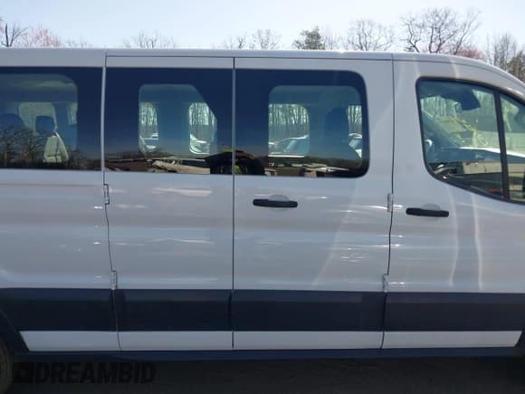 ✅ 2021 Ford Transit Passenger XL • VIN: 1FBAX2Y83MKA49312 • Лот: 41806818. Опубликован ранее на IAAI с пробегом 71 286 миль. Бесплатный доступ к архиву аукционных продаж из США и подробный отчёт об истории автомобиля на DreamBid. Изображение 13.