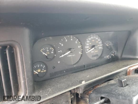 ✅ 1997 Jeep Grand Cherokee Laredo • VIN: 1J4GZ58S5VC720174 • Лот: 44169635. Опубликован ранее на Copart с пробегом Не указан. Бесплатный доступ к архиву аукционных продаж из США и подробный отчёт об истории автомобиля на DreamBid. Изображение 9.