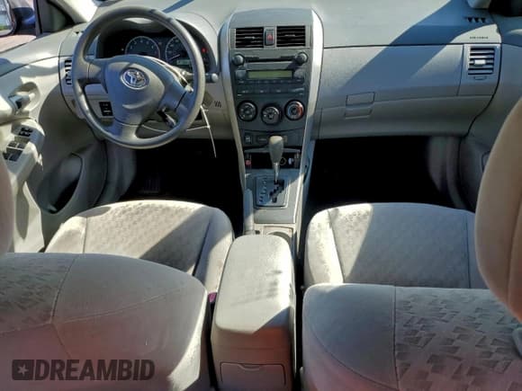 ✅ 2009 Toyota Corolla LE • VIN: JTDBL40E399073164 • Lot: 95109165. Wystawiony na Copart z przebiegiem 188 518 mil. Bezpłatny archiwum sprzedaży aukcyjnych z USA i szczegółowy raport historii pojazdu na DreamBid. Zdjęcie 8.