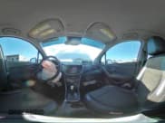 ✅ 2020 Chevrolet Trax LT • VIN: 3GNCJPSB3LL310708 • Lot: 91357245. Wystawiony na Copart z przebiegiem Nie podano. Bezpłatny archiwum sprzedaży aukcyjnych z USA i szczegółowy raport historii pojazdu na DreamBid. Zdjęcie 15.