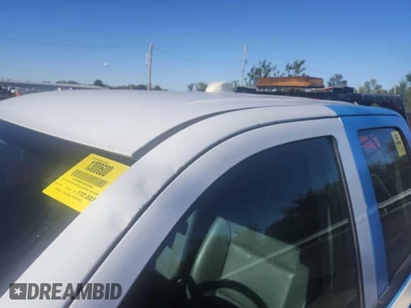 ✅ 2018 Chevrolet Silverado 1500 Work Truck • VIN: 1GCVKNEHXJZ339048 • Lot: 43721980. Wystawiony na IAAI z przebiegiem 112 037 mil. Bezpłatny archiwum sprzedaży aukcyjnych z USA i szczegółowy raport historii pojazdu na DreamBid. Zdjęcie 23.