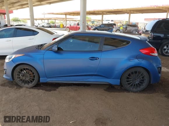 ✅ 2016 Hyundai Veloster Turbo • VIN: KMHTC6AE4GU262474 • Lot: 42645454. Wystawiony na IAAI z przebiegiem 123 804 mil. Bezpłatny archiwum sprzedaży aukcyjnych z USA i szczegółowy raport historii pojazdu na DreamBid. Zdjęcie 14.