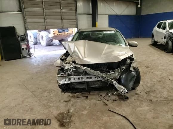 ✅ 2017 Ford Focus SE • VIN: 1FADP3F27HL315367 • Lot: 93522605. Listed on Copart with 52,927 mi. Free auction sales archive from the USA and detailed vehicle history report at DreamBid. Image 13.