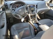 ✅ 2013 Hyundai Sonata SE • VIN: 5NPEC4AC5DH656913 • Lot: 86694245. Listed on Copart with 195,644 mi. Free auction sales archive from the USA and detailed vehicle history report at DreamBid. Image 8.