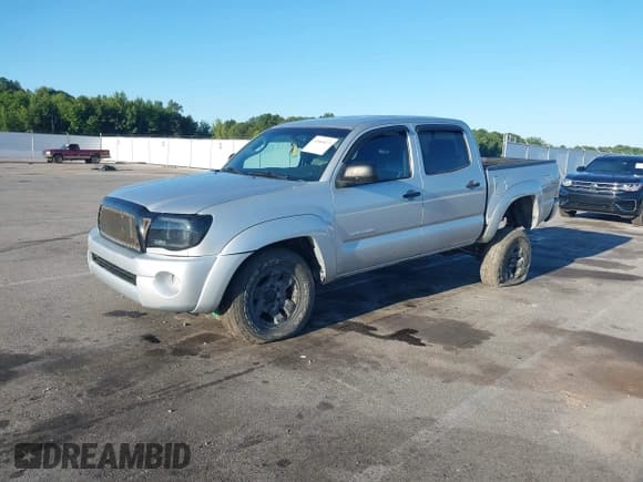 ✅ 2011 Toyota Tacoma • VIN: 5TFLU4ENXBX009649 • Лот: 43065873. Опубликован ранее на IAAI с пробегом 149 761 миль. Бесплатный доступ к архиву аукционных продаж из США и подробный отчёт об истории автомобиля на DreamBid. Изображение 17.