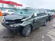 ✅ 2020 Toyota Sienna XLE Auto Access Seat • VIN: 5TDYZ3DC6LS021788 • Lot: 42178834. Listed on IAAI with 132,107 mi. Free auction sales archive from the USA and detailed vehicle history report at DreamBid. Image 2.