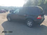 ✅ 2001 Mercedes-Benz M 320/430/500 • VIN: 4JGAB54E71A277589 • Lot: 42759804. Listed on IAAI with 249,806 mi. Free auction sales archive from the USA and detailed vehicle history report at DreamBid. Image 3.