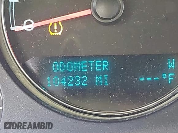 ✅ 2014 Chevrolet Tahoe LTZ • VIN: 1GNSKCE01ER160475 • Lot: 43675335. Listed on IAAI with 104,232 mi. Free auction sales archive from the USA and detailed vehicle history report at DreamBid. Image 15.