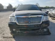 ✅ 2007 Lincoln Mark LT • VIN: 5LTPW18587FJ10589 • Лот: 53612255. Опубликован ранее на Copart с пробегом 202 089 миль. Бесплатный доступ к архиву аукционных продаж из США и подробный отчёт об истории автомобиля на DreamBid. Изображение 5.
