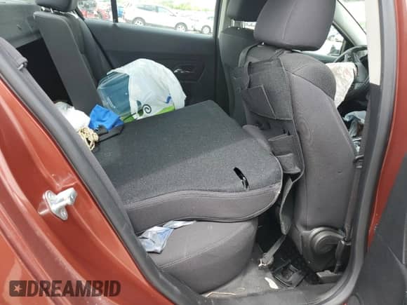 2013 Chevrolet Cruze ECO z VIN 1G1PH5SBXD7162002, wystawiony jako Copart lot #64692965 z przebiegiem 53 079 mil mil oraz Szkoda całkowita • Salvage title. Historia ofert i sprzedaży dostępna na DreamBid. Obrazek 10.