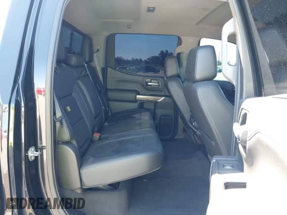 2019 Chevrolet Silverado 1500 LTZ z VIN 1GCUWEEDXKZ100887, wystawiony jako IAAI lot #43311929 z przebiegiem 70 683 mil mil oraz . Historia ofert i sprzedaży dostępna na DreamBid. Obrazek 8.