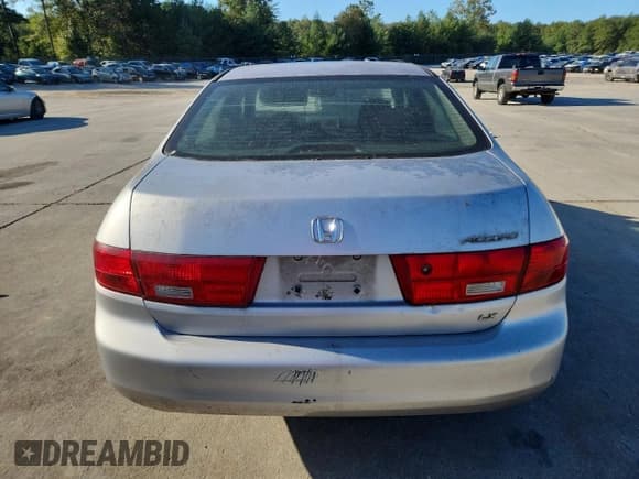 ✅ 2005 Honda Accord LX • VIN: 1HGCM56475A005188 • Lot: 85163615. Listed on Copart with Not provided. Free auction sales archive from the USA and detailed vehicle history report at DreamBid. Image 6.