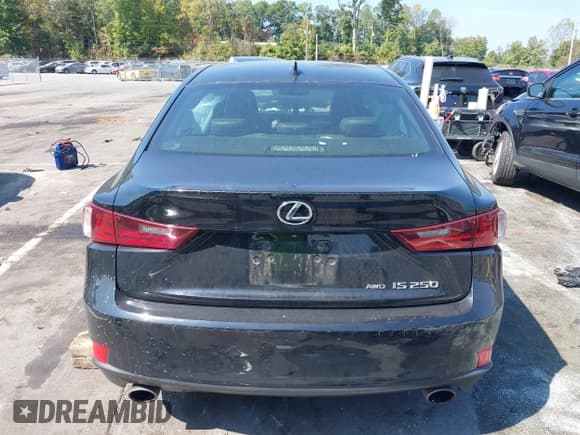 ✅ 2014 Lexus IS 250 • VIN: JTHCF1D21E5002409 • Lot: 43292181. Listed on IAAI with 126,773 mi. Free auction sales archive from the USA and detailed vehicle history report at DreamBid. Image 15.