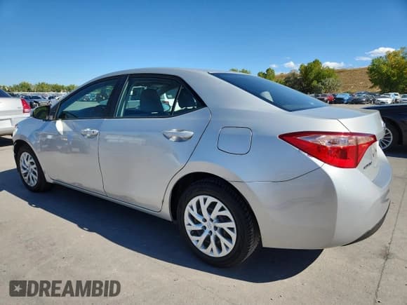 ✅ 2018 Toyota Corolla LE • VIN: 5YFBURHE2JP826616 • Lot: 82216475. Listed on Copart with 38,854 mi. Free auction sales archive from the USA and detailed vehicle history report at DreamBid. Image 2.