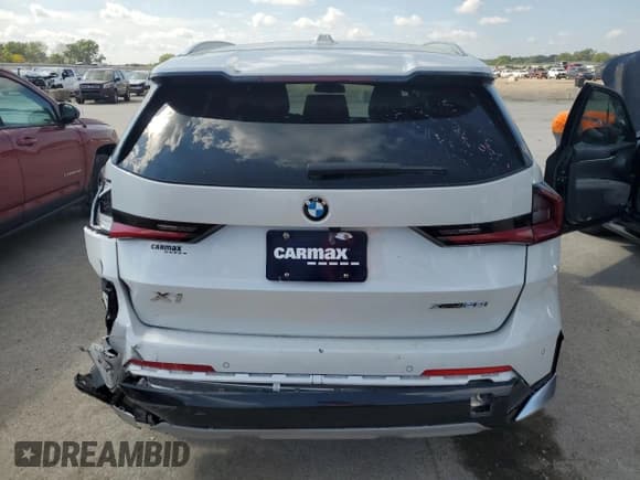 ✅ 2023 BMW X1 xDrive28i • VIN: WBX73EF04P5Y23072 • Lot: 81376415. Listed on Copart with 16,150 mi. Free auction sales archive from the USA and detailed vehicle history report at DreamBid. Image 6.