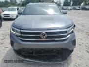 ✅ 2022 Volkswagen Atlas SE • VIN: 1V2HC2CA4NC230767 • Lot: 60751615. Wystawiony na Copart z przebiegiem 66 525 mil. Bezpłatny archiwum sprzedaży aukcyjnych z USA i szczegółowy raport historii pojazdu na DreamBid. Zdjęcie 5.