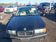 ✅ 1994 BMW 3 Series 325i • VIN: WBACB3328RFE19620 • Lot: 43835842. Listed on IAAI with 253,279 mi. Free auction sales archive from the USA and detailed vehicle history report at DreamBid. Image 6.