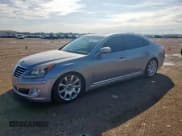 ✅ 2013 Hyundai Equus Signature • VIN: KMHGH4JH0DU069803 • Лот: 84042175. Опубликован ранее на Copart с пробегом 120 026 миль. Бесплатный доступ к архиву аукционных продаж из США и подробный отчёт об истории автомобиля на DreamBid. Изображение 1.