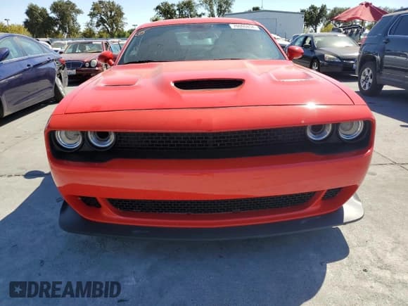 ✅ 2022 Dodge Challenger R/T Scat Pack Widebody • VIN: 2C3CDZFJ3NH109033 • Lot: 70006854. Wystawiony na Copart z przebiegiem 38 605 mil. Bezpłatny archiwum sprzedaży aukcyjnych z USA i szczegółowy raport historii pojazdu na DreamBid. Zdjęcie 5.