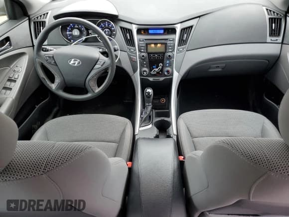 ✅ 2013 Hyundai Sonata GLS • VIN: 5NPEB4AC0DH682452 • Lot: 72818344. Listed on Copart with 51,226 mi. Free auction sales archive from the USA and detailed vehicle history report at DreamBid. Image 8.