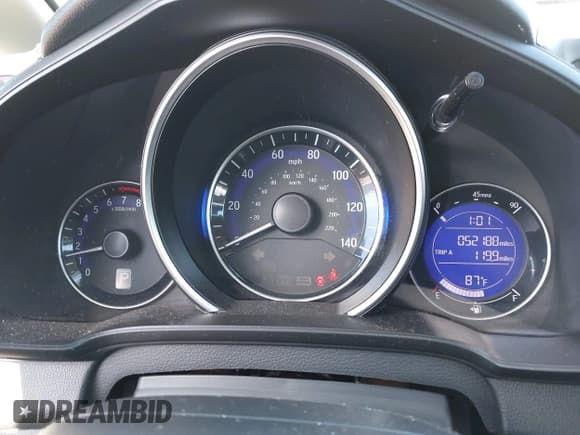 ✅ 2015 Honda Fit LX • VIN: 3HGGK5H59FM754608 • Lot: 43110428. Wystawiony na IAAI z przebiegiem 52 188 mil. Bezpłatny archiwum sprzedaży aukcyjnych z USA i szczegółowy raport historii pojazdu na DreamBid. Zdjęcie 7.