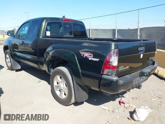 ✅ 2012 Toyota Tacoma PreRunner • VIN: 5TFTU4GNXCX024988 • Lot: 43160001. Listed on IAAI with 380,755 mi. Free auction sales archive from the USA and detailed vehicle history report at DreamBid. Image 3.