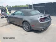 ✅ 2013 Ford Mustang V6 • VIN: 1ZVBP8EM0D5280829 • Lot: 41913434. Listed on IAAI with 214,404 mi. Free auction sales archive from the USA and detailed vehicle history report at DreamBid. Image 3.