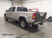 ✅ 2003 Chevrolet Silverado 2500HD LS • VIN: 1GCHK29G43E157174 • Lot: 41839189. Wystawiony na IAAI z przebiegiem 179 860 mil. Bezpłatny archiwum sprzedaży aukcyjnych z USA i szczegółowy raport historii pojazdu na DreamBid. Zdjęcie 3.