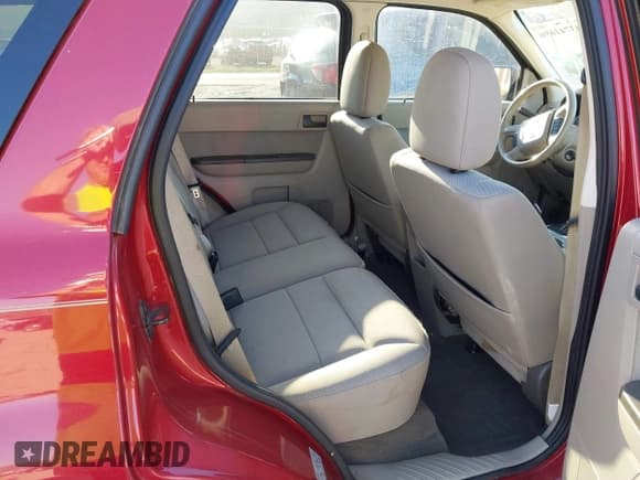 ✅ 2011 Ford Escape XLT • VIN: 1FMCU9DG1BKA36831 • Лот: 43741696. Опубликован ранее на IAAI с пробегом 133 377 миль. Бесплатный доступ к архиву аукционных продаж из США и подробный отчёт об истории автомобиля на DreamBid. Изображение 8.