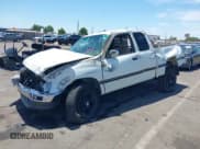 ✅ 1996 Toyota T100 SR5 • VIN: JT4UN24D1T0033461 • Лот: 42831607. Опубликован ранее на IAAI с пробегом 268 054 миль. Бесплатный доступ к архиву аукционных продаж из США и подробный отчёт об истории автомобиля на DreamBid. Изображение 2.