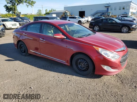 ✅ 2013 Hyundai Sonata Limited • VIN: KMHEC4A46DA087632 • Lot: 69404414. Listed on Copart with 187,744 mi. Free auction sales archive from the USA and detailed vehicle history report at DreamBid. Image 4.