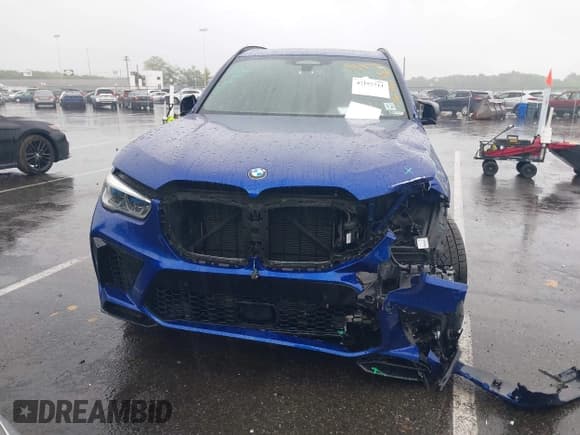 ✅ 2020 BMW X5 M Competition • VIN: 5YMJU0C09L9C83612 • Lot: 42197711. Wystawiony na IAAI z przebiegiem 39 445 mil. Bezpłatny archiwum sprzedaży aukcyjnych z USA i szczegółowy raport historii pojazdu na DreamBid. Zdjęcie 12.