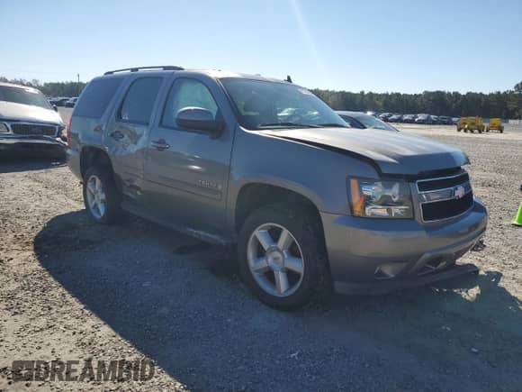 2008 Chevrolet Tahoe LTZ с VIN 1GNFC13018J194599, выставлен на аукционе Copart как лот 87207335 с пробегом 254 975 миль миль и Списание • Salvage title. История ставок и продаж доступна на DreamBid. Изображение 4.