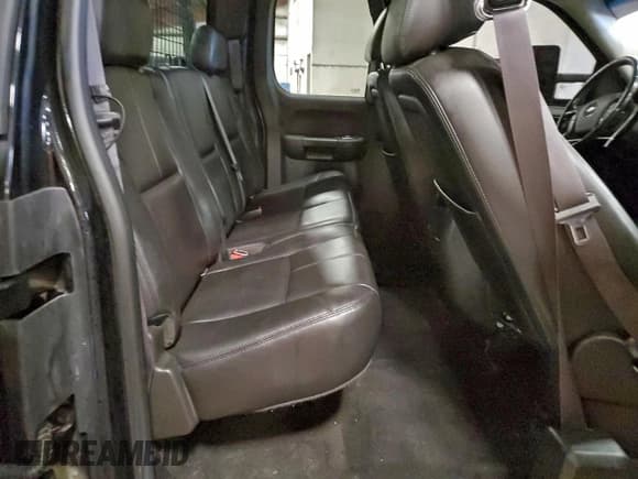 ✅ 2011 Chevrolet Silverado 2500HD LTZ • VIN: 1GC2KYCG3BZ277119 • Лот: 94443005. Опубликован ранее на Copart с пробегом 190 643 миль. Бесплатный доступ к архиву аукционных продаж из США и подробный отчёт об истории автомобиля на DreamBid. Изображение 10.