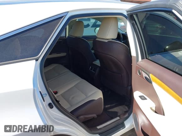 ✅ 2019 Lexus RX 450h • VIN: 2T2BGMCA2KC029861 • Lot: 43564217. Listed on IAAI with 30,844 mi. Free auction sales archive from the USA and detailed vehicle history report at DreamBid. Image 8.