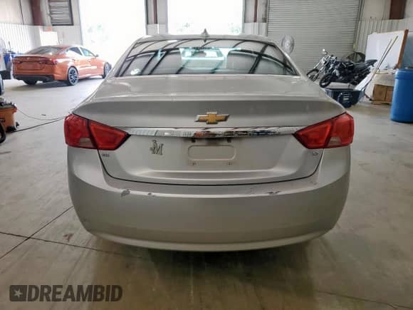 ✅ 2016 Chevrolet Impala LT • VIN: 2G1115S38G9114908 • Лот: 56983675. Опубликован ранее на Copart с пробегом 198 743 миль. Бесплатный доступ к архиву аукционных продаж из США и подробный отчёт об истории автомобиля на DreamBid. Изображение 6.