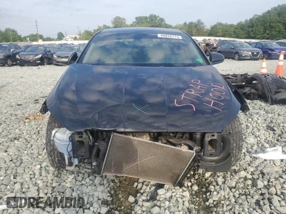 ✅ 2019 Hyundai Elantra SE • VIN: 5NPD74LF7KH497929 • Lot: 60826775. Listed on Copart with 138,911 mi. Free auction sales archive from the USA and detailed vehicle history report at DreamBid. Image 5.