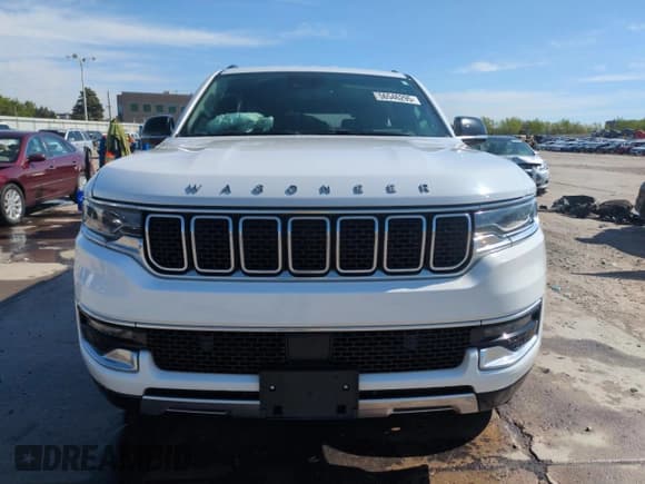 ✅ 2023 Jeep Wagoneer Series III • VIN: 1C4SJSDP8PS540588 • Lot: 56546295. Listed on Copart with 47,041 mi. Free auction sales archive from the USA and detailed vehicle history report at DreamBid. Image 5.