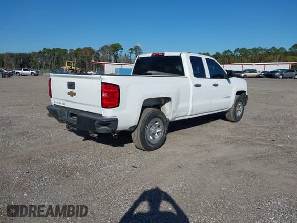 ✅ 2017 Chevrolet Silverado 1500 Work Truck • VIN: 1GCVKNEH3HZ148341 • Lot: 43628887. Wystawiony na IAAI z przebiegiem 180 105 mil. Bezpłatny archiwum sprzedaży aukcyjnych z USA i szczegółowy raport historii pojazdu na DreamBid. Zdjęcie 4.
