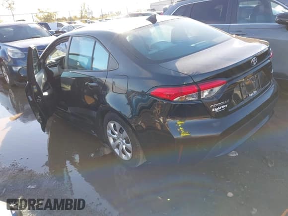 ✅ 2022 Toyota Corolla LE • VIN: 5YFEPMAE0NP340880 • Лот: 43512636. Опубликован ранее на IAAI с пробегом 108 046 миль. Бесплатный доступ к архиву аукционных продаж из США и подробный отчёт об истории автомобиля на DreamBid. Изображение 3.