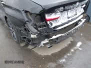 ✅ 2019 BMW 3 Series 330i • VIN: WBA5R1C53KAE82114 • Lot: 41632512. Listed on IAAI with 92,454 mi. Free auction sales archive from the USA and detailed vehicle history report at DreamBid. Image 18.