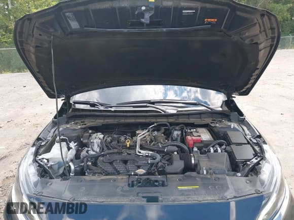 ✅ 2024 Nissan Altima SR • VIN: 1N4BL4CV7RN406426 • Lot: 43332500. Wystawiony na IAAI z przebiegiem 30 937 mil. Bezpłatny archiwum sprzedaży aukcyjnych z USA i szczegółowy raport historii pojazdu na DreamBid. Zdjęcie 10.